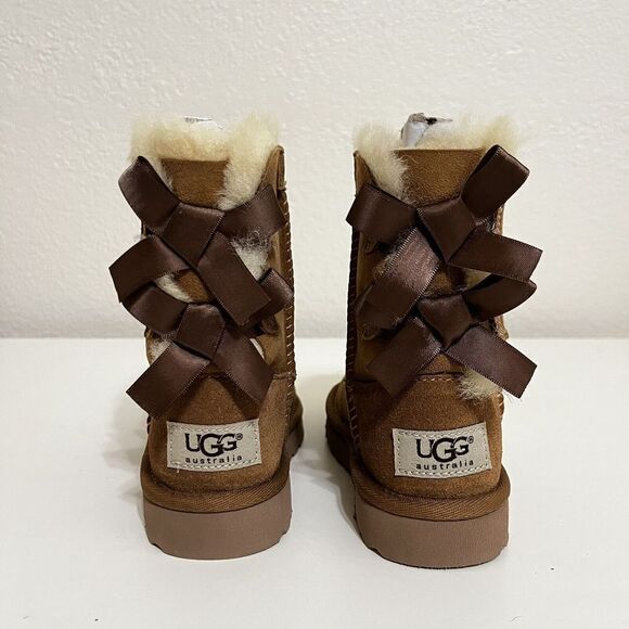 UGG Australia Bailey Bow II Boots Chestnut Toddler Girls Size 8 NEW in BOX - Picture 6 of 14